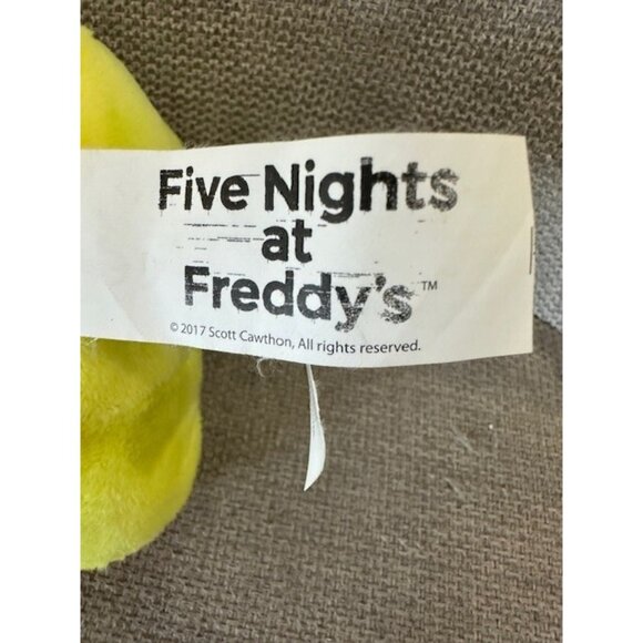 Five Nights At Freddys Chica Chicken Lets Eat Bib 7 in Plush Good Stuff 2017 FNA - Picture 6 of 10